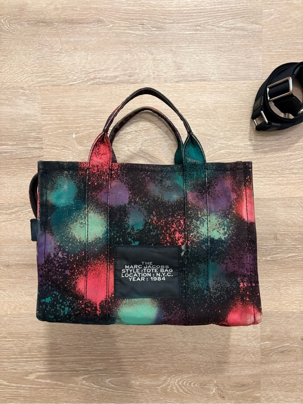 Medium Marc Jacobs Berry Skittles Splatter The Tote Bag - Picture 4 of 14